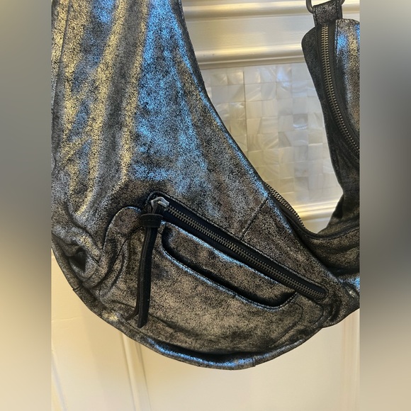 NWT new Free People We The Free Sparta sling bag black metallic leather shimmer - Picture 8 of 17